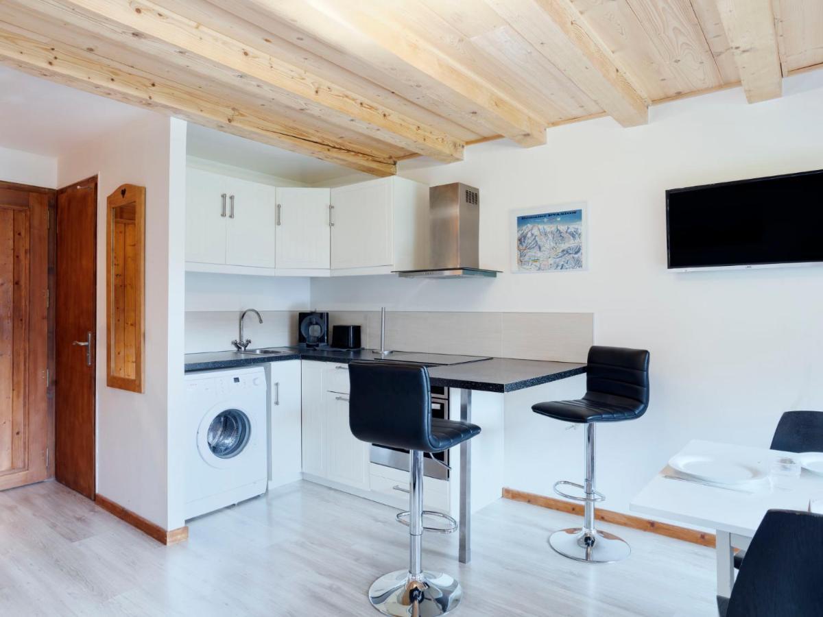 Les Grets-12 By Interhome
